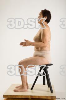 Sitting reference of nude Gwendolyn 0009